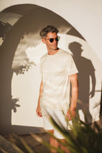 Load image into Gallery viewer, LA MAGIA EXISTE UNISEX T-SHIRT