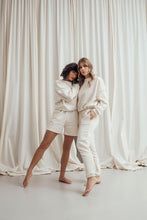 Load image into Gallery viewer, SHORTS COCONUT MILK